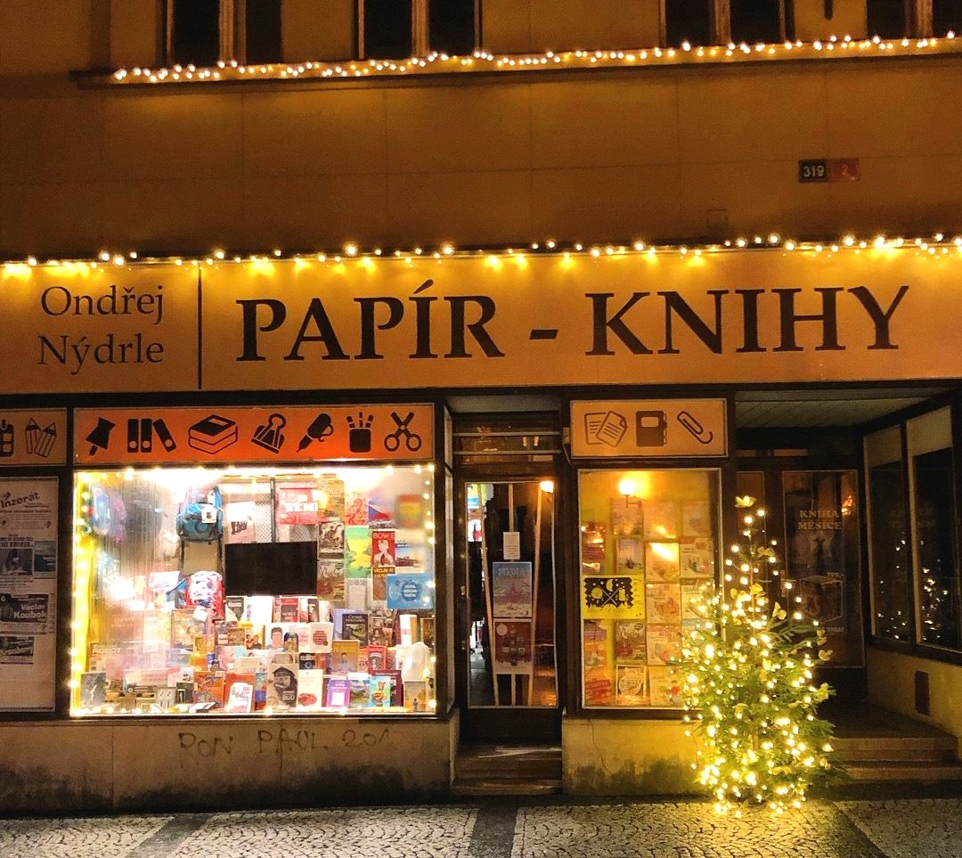 Papír - Knihy Nýdrle Papír - Knihy Nýdrle